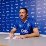 Jack Grealish et sa bataille avec les stylos alors que Mad Hold devient viral - mais ce n'était pas toujours ainsi de cette façon