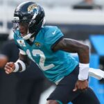 Jagurs Travis Hunter hrá urážku, obrana v Scrimage