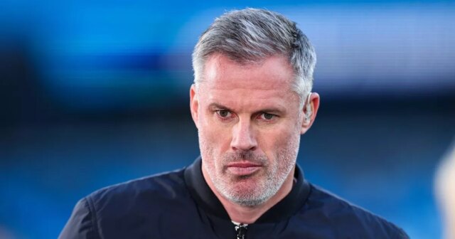 Jamie Carragher `` nerveux '' à propos du problème d'Arne Slot après la défaite du bouclier communautaire de Liverpool
