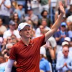 Jannik Sinner klesá jednoducho 4 videohry v prvom kole Spojených štátov Open Win