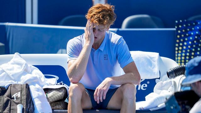 Jannik Sinner sa stiahne z Cincinnati otvorenia finále proti Alcarazovi kvôli chorobe



