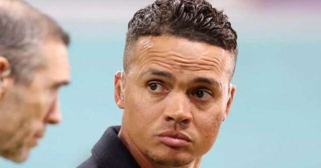 Jermaine Jenas affirme que la BBC `` a enlevé ma vie '' après avoir licencié sur des textes inappropriés
