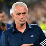 Jose Mourinho prepustený Fenerbahce po tom, čo zostúpil „významný muž utd návrat“