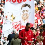 Virgil Van Dijk zdôraznil, že fanúšikovia a hráči Liverpoolu by sa mali zjednotiť po tragickom prechode Dioğo Jota v tejto sezóne.