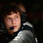 Kimi Antonelli (12) a George Russell počas kvalifikácie v Hunaroringu. Zdroj: Getty