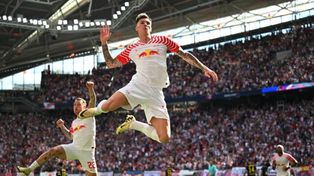 Kto je Benjamin Sesko, útočník, po ktorom nasledujú Man United a Newcastle?

