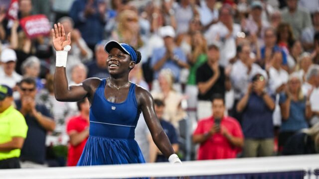 Kto je Victoria Mboko, dospievajúca tenisová hviezda, ktorá porazí Naomi Osaka?

