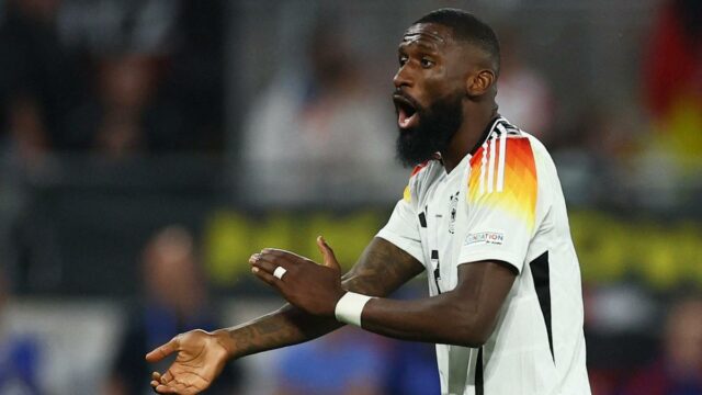 Kvalifikátory hrnčeka Globe 2026: Rudiger sa vracia, Sane zostúpil do Nemecka 

