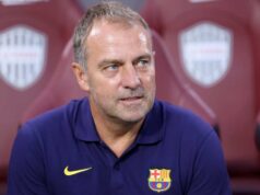 Hviezda Barcelony „môže hľadať cestu von“ v januári LOOK: Hansi Flick Comforts Comforts Barcelona Star po krívaní tréningom