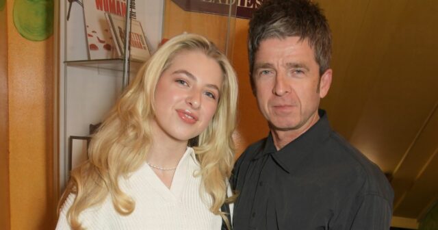 La fille de Noel Gallagher, Anais, rend hommage à une équipe de football au dernier concert d'Oasis
