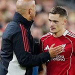 Le boss de Liverpool Arne Slot se déroule Cristiano Ronaldo et Lionel Messi Target pour la nouvelle étoile
