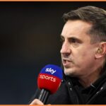 Leeds United brankár Lucas Perri kritizoval Gary Neville