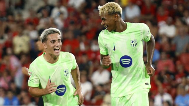 Liga: Yamal svieti, keď Barcelona dáva tri minulé Mallorca

