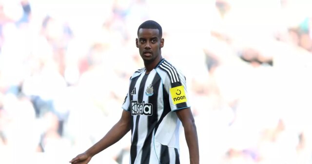 Liverpool Transfer News: Champions a battu Arsenal pour signer en tant qu'Alexander Isak pour «passer à autre chose»
