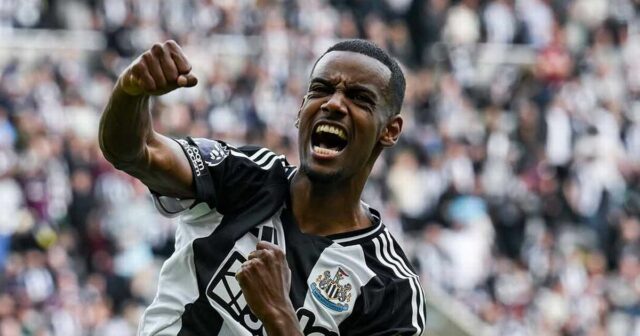Liverpool Transfer Posledný telefónny hovor: Alexander Isak Chase alebo návrh Marca Guehiho v cieľovom dátume dňa 

