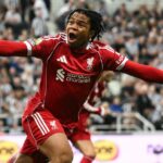 Liverpool a Chelsea, ktorí súťažia o Rio ngumoha, ako Premier Organizácia musí urobiť značnú voľbu