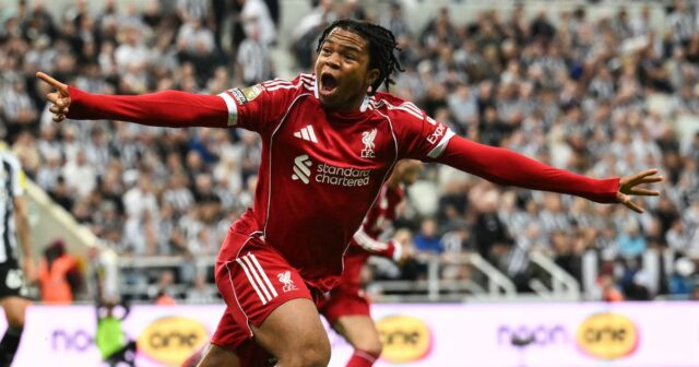 Liverpool a Chelsea, ktorí súťažia o Rio ngumoha, ako Premier Organizácia musí urobiť značnú voľbu 

