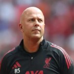 Liverpool est d'accord d'accord pour la dernière signature car Arne Slot prend des dépenses d'été supérieures à 300 millions de livres sterling