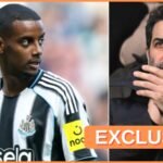 Alexander Isak v akcii pre Newcastle proti Evertonu minulú sezónu