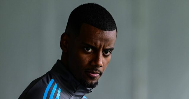 Liverpool podal Alexander Isak vylepšenie, keď Newcastle určuje „ideálne“ úvery 

