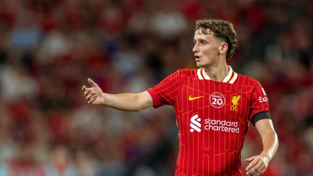 Merton, ktorý sa narodil v Merseyside, je v knihách Liverpoolu už 15 rokov po tom, čo bol skautovaný Klokka siedmimi rokmi