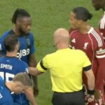 Liverpool vs Bournemouth s'est arrêté après que les Cherries Star auraient été abusées raciales