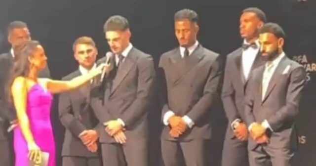 Liverpoolová hviezda Mo Salah dodáva rozprávanie o reakcii po tom, čo Arsenal Star Declan Riceovej komentároval ocenenia PFA Awards



