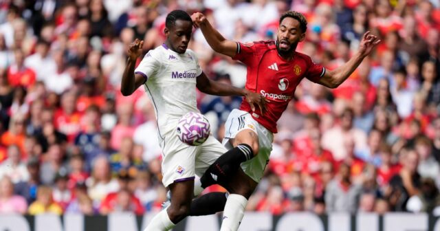 MAN UTD Player Ratings vs Fiorentina alors que le flop tombe 5/10 dans un affrontement final de pré-saison
