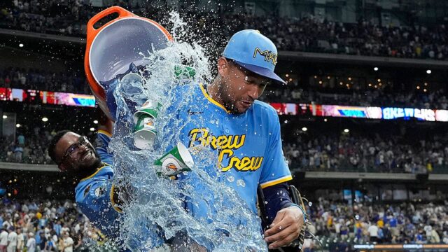 MLB News: Brewers vyhrávajú 7. vzpriamene epickým spôsobom za hodením Blake Perkinsa

