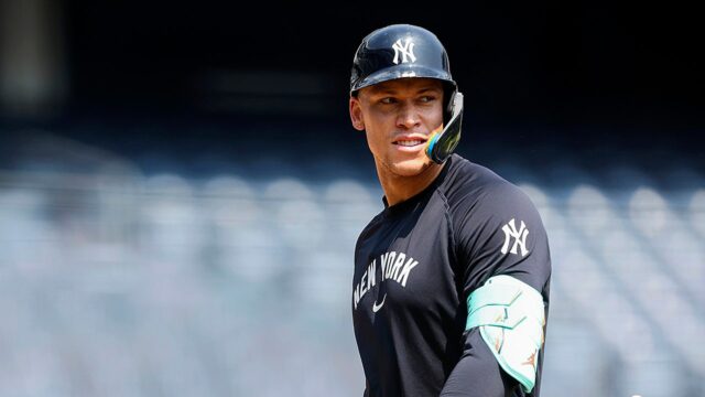 MLB News: Yankees 'aktivujte Aaron Sudca Van Il uprostred straty pruhu

