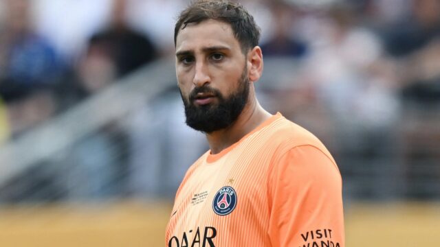 East Rutherford, New Jersey-13. Júl: Gianluigi Donnarumma z Paríža Saint-Germain sa pozerá na Majstrovstvá sveta FIFA Club 2025 Posledný zápas medzi Chelsea FC a Paris Saint-Germain na štadióne Metlife 13. júla 2025 vo East Rutherford v New Jersey. (Fotografie podľa obrázkových fotografií Agentúra/Getty Images)