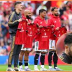 Benjamin Sesko tlieska fanúšikom Spojeného muža v Old Trafford