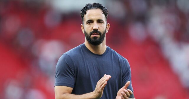 Man Utd sa mohol pozrieť na bývalý prenosový cieľ po brutálne odstránení záložníka z tímu




