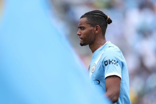 Manchester City stanovuje cenu za Galatasaray's Manuel Akanji



