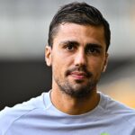 Manchester City vs Tottenham - Premier Organization: Live Hodnotenie, informácie o skupine a aktualizácie, keď sa Rodri vracia na lavičku pre hostiteľov, keď manipulujú s Spurs v Etihad