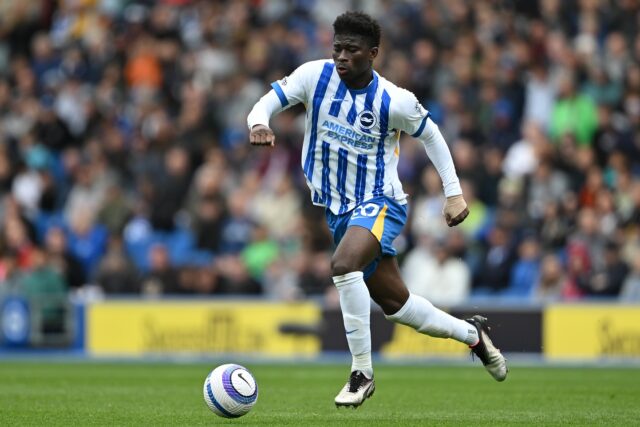 Manchester United, Liverpool a Tottenham sa zaujímajú o Carlosa Balebu

