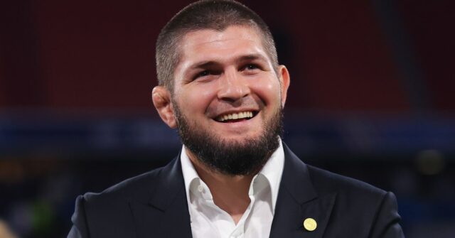 Midnight Mania! Khabib vymenuje Mohameda Aliho za najväčšieho atléta minulého storočia

