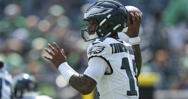 Mnoho ohromujúcich hráčov NFL, ktorí hľadajú úlohy po škrtoch v zostave 

