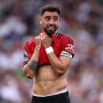Manchester United sa musí držať Bruna Fernandesa ako ich kapitána napriek jeho zlej nedeľu