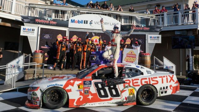 NASCAR -ov Connor Zilisch Falls Slave, prerušuje golierovú kosť

