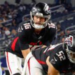 NFL quarterback Ben Dinucci sa stáva vírusovým po tom, čo ho znížili sokoly