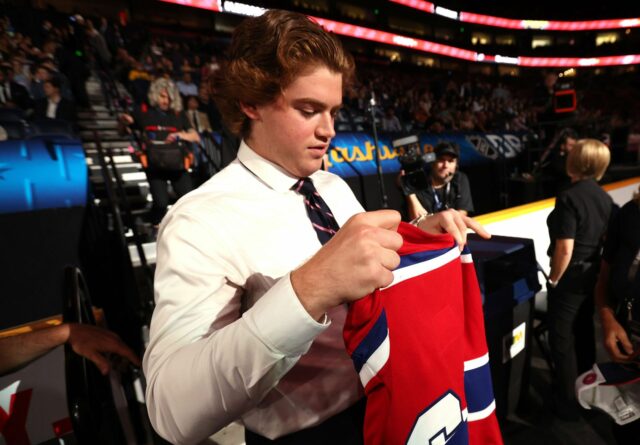 NHL Expert Delights Smash Hit Canadiens simulované povolanie pre mladých 2C pre Jacoba Fowlera 

