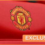 Kobbie Mainoo sa zahrieva pre Manchester United