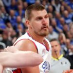 Nikola Jokic, Srbsko roll okolo Estónska v otvárači Eurobasket.