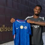Nový syn Chelsea Jorrel Hato vysvetľuje, prečo sa pripojil k blues napriek tajnej návšteve Liverpoolu