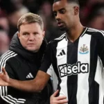 Numéro de chemise à main de Newcastle à Alexander Isak en tant que cercle de Liverpool pour bouger
