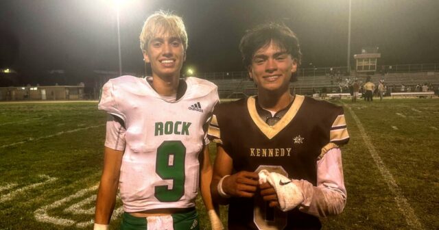 Oblasť mesta Times vedie 10 futbalových pozícií stredných škôl Oblasť mesta Times vedie 10 futbalových pozícií stredných škôl