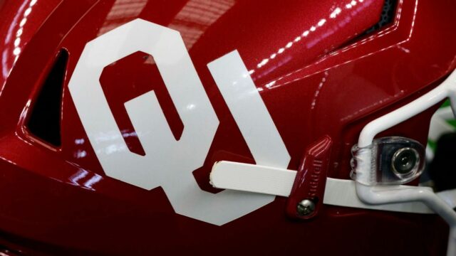 Oklahoma predáva prístup fanúšikov na spravodajské konferencie po hrách



