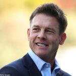 Vysoko očakávaný návrat Footy Ben Cousins ​​je na ľade po tom, čo Eagles Eagles Great (na obrázku) potvrdil, že má operáciu kolena