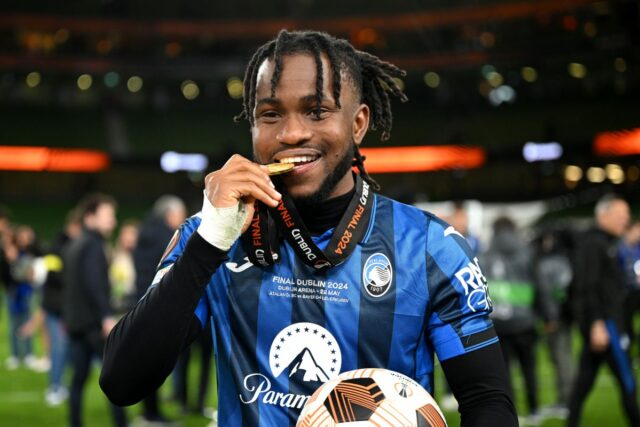 PSG minulé leto ponúkala ponuku 20 miliónov EUR pre Ademola Lookman

